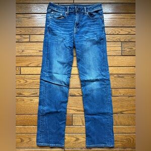 RELAXED STRAIGHT AMERICAN EAGLE MEDIUM WASH JEANS SIZE 32X34